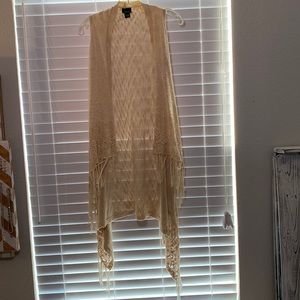 Cute, boho, shawl vest thingy.